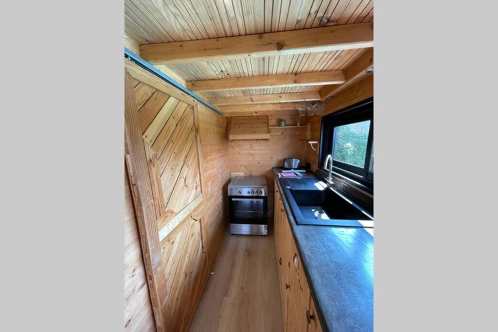 Myinsolite - Tiny-House, Jacuzzi, Brasero, Piscine Aigues-Mortes Exterior foto